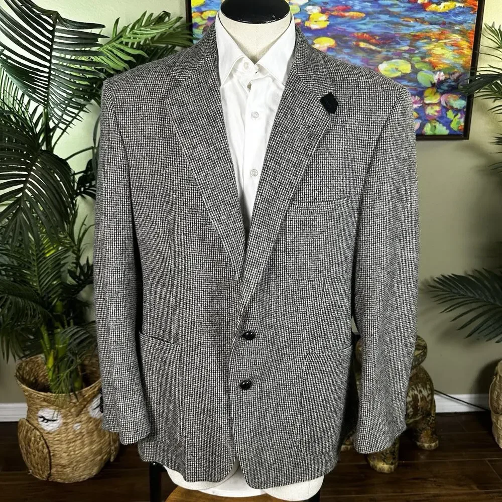 Kenneth Roberts Sportcoat Vintage 46R Wool Tweed cream Black brown elbow Patch
